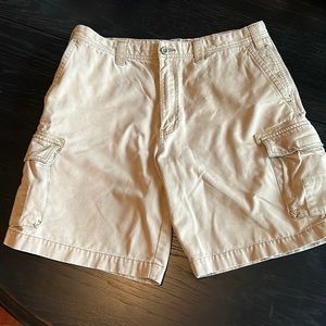 Vintage Eddie Bauer Cotton Cargo 6 Pocket 10” Shorts Men’s 36 tan/khaki